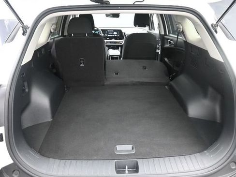 Used 2025 Kia Sportage LX FWD image 23