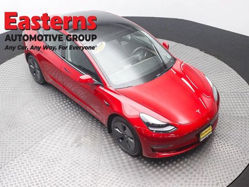 Used 2022 Tesla Model 3 Standard Range RWD image 3