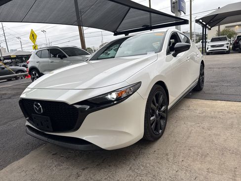 Used 2025 MAZDA MAZDA3 s FWD image 1