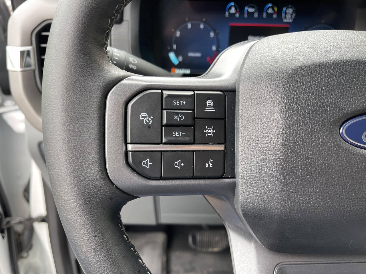 Used 2024 Ford F150 XLT w/ Equipment Group 302A MID AWD/4WD image 20