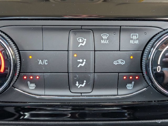 Used 2023 Buick Encore GX Preferred w/ Cold Weather Comfort Package FWD image 22
