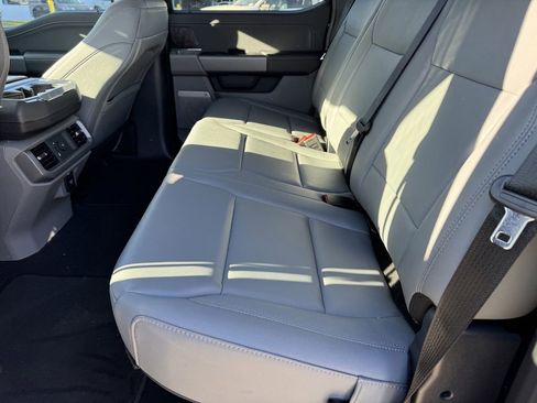 Used 2025 Ford F150 Lightning Flash image 12