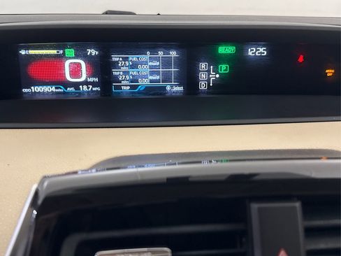 Used 2016 Toyota Prius Four FWD image 35