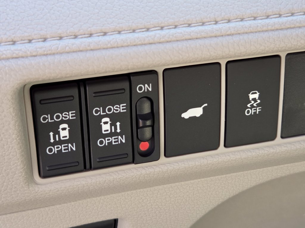 New 2027 Honda Odyssey EX-L image 9