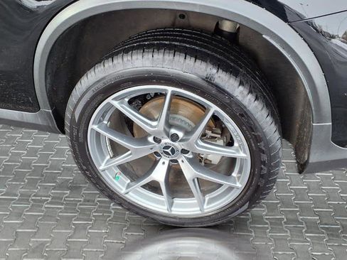 Used 2022 Mercedes-Benz GLC 300 4MATIC image 12