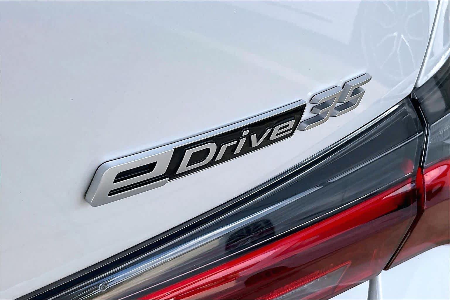 Used 2024 BMW i4 eDrive35 w/ Convenience Package RWD image 10