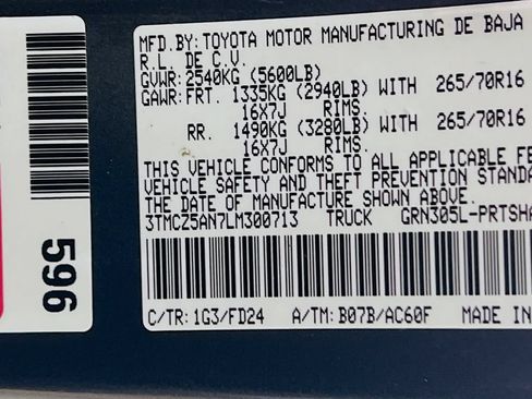 Certified 2020 Toyota Tacoma TRD Off-Road w/ Technology Package AWD/4WD image 28