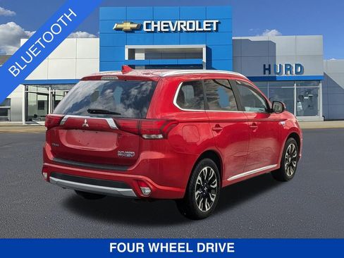 Used 2018 Mitsubishi Outlander SEL image 4