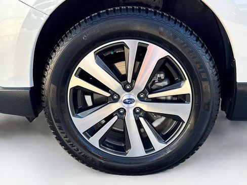 Used 2019 Subaru Outback 2.5i Limited image 42