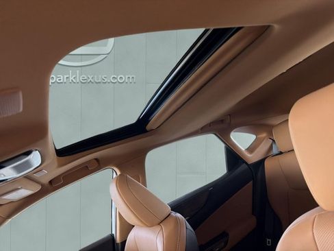 Certified 2025 Lexus NX 250 FWD w/ Accessory Package (Z1) image 21