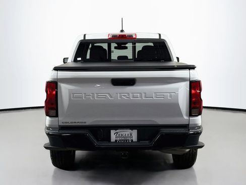 Used 2024 Chevrolet Colorado W/T w/ WT Convenience Package II RWD image 6