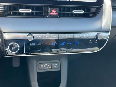 Used 2025 Hyundai Ioniq 5 Limited image 25