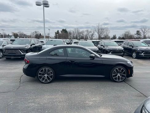 Used 2024 BMW 230i xDrive Coupe w/ Convenience Package AWD/4WD image 4