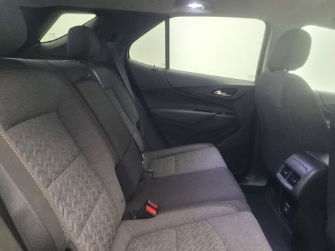 Used 2022 Chevrolet Equinox LT FWD image 19