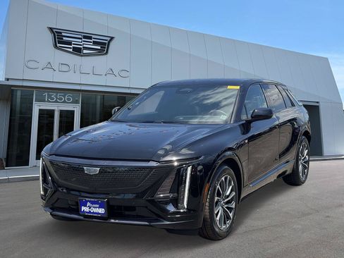 Used 2025 Cadillac Lyriq Sport AWD/4WD image 1