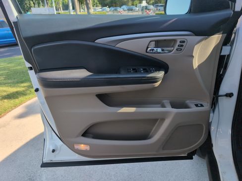 Used 2022 Honda Ridgeline RTL-E image 14