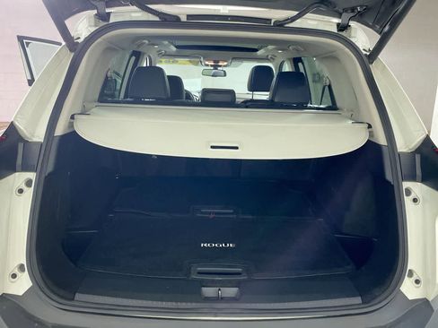 Used 2023 Nissan Rogue SL image 28