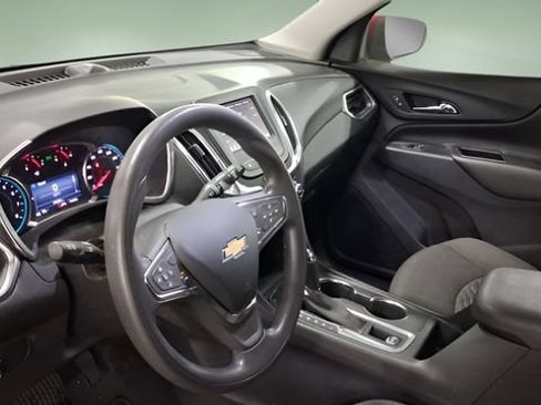 Used 2021 Chevrolet Equinox LT FWD image 25