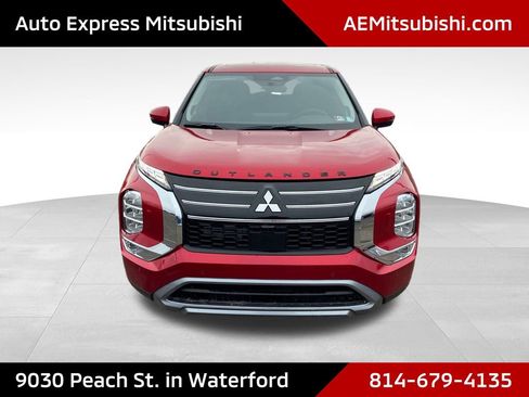 New 2026 Mitsubishi Outlander SE AWD/4WD image 2