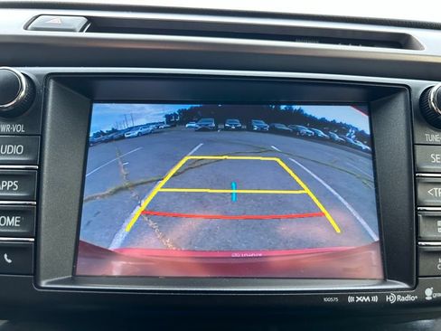 Used 2018 Toyota RAV4 Limited AWD/4WD image 26