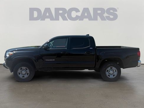 Used 2023 Toyota Tacoma SR5 RWD image 4