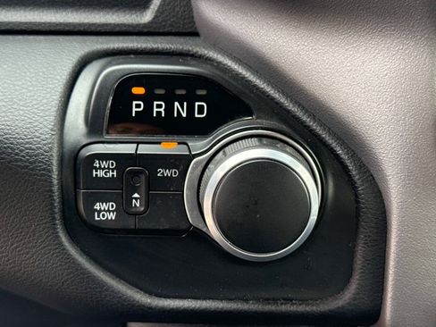 Used 2024 RAM 2500 Big Horn AWD/4WD image 29