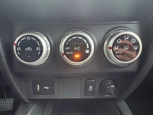 Used 2023 Mitsubishi Outlander Sport ES AWD/4WD image 14