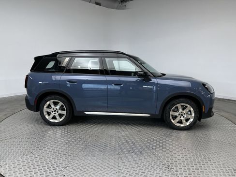 Used 2025 MINI Cooper Countryman SE image 10