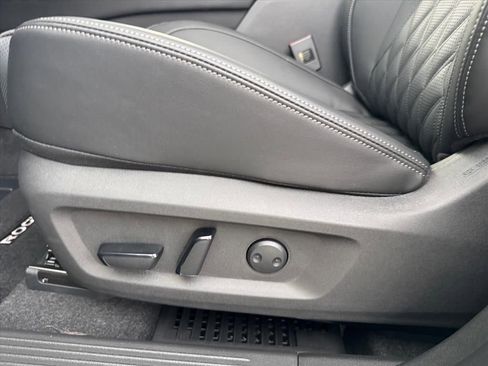 New 2026 Nissan Rogue Platinum AWD/4WD image 16