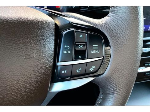 Used 2022 Ford Explorer King Ranch image 12