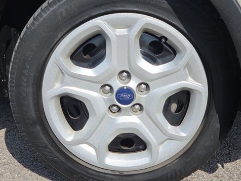 Used 2017 Ford Escape S FWD image 7