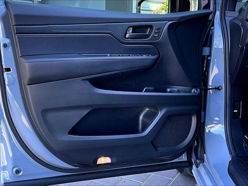 Used 2025 Honda Odyssey Sport-L image 23