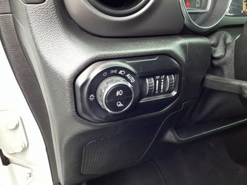 Used 2021 Jeep Gladiator Sport AWD/4WD image 18