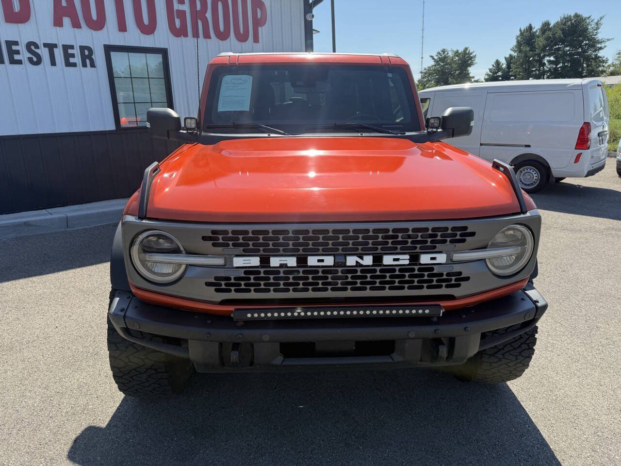 Used 2023 Ford Bronco Badlands AWD/4WD image 3