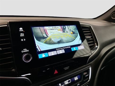 Used 2025 Honda Passport TrailSport image 14