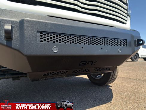 Used 2024 RAM 4500 Laramie AWD/4WD image 3