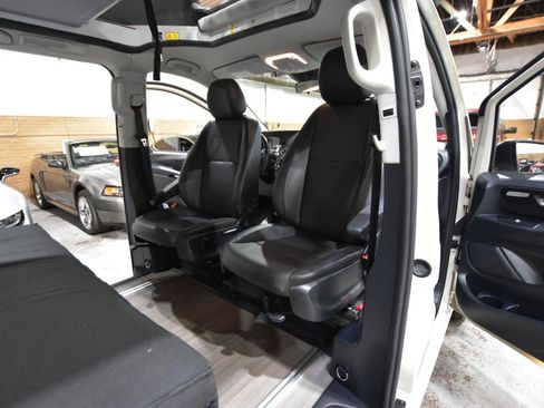 Used 2020 Mercedes-Benz Metris Passenger image 49