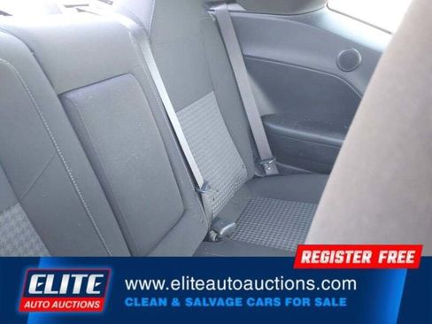 Used 2021 Dodge Challenger GT AWD/4WD image 16
