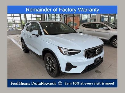 Used 2025 Volvo XC40 B5 Core
