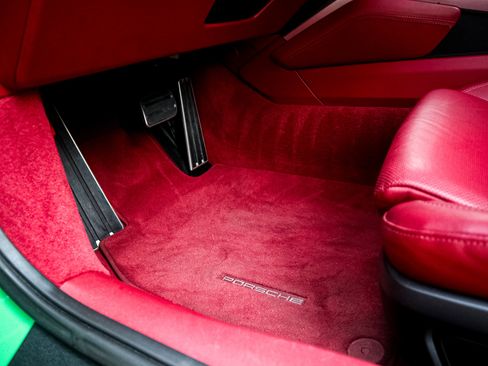 Used 2022 Porsche 911 Turbo AWD/4WD image 16