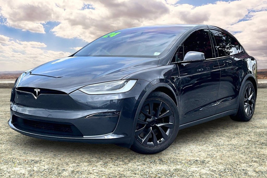 Used 2024 Tesla Model X AWD/4WD image 3