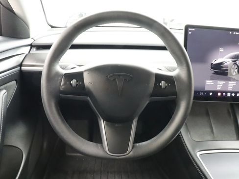 Used 2023 Tesla Model 3 Standard Range RWD image 16