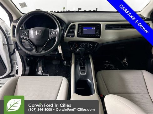 Used 2022 Honda HR-V LX image 7