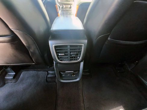 Used 2018 Lincoln MKX Reserve FWD image 29