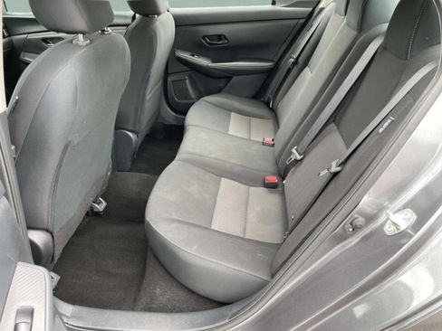 Used 2024 Nissan Sentra SV FWD image 12