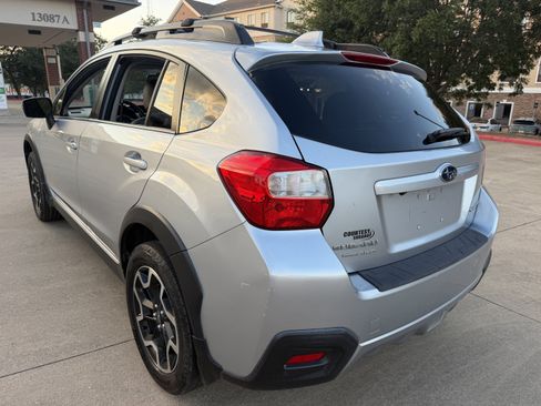 Used 2016 Subaru Crosstrek 2.0i Limited AWD/4WD image 5