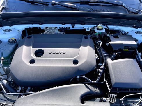 New 2026 Volvo XC40 B5 Plus w/ Protection Package Premier image 13