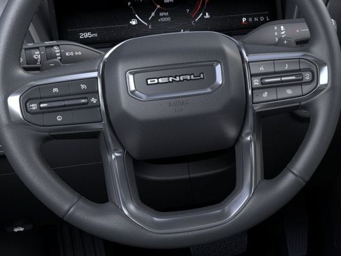 New 2026 GMC Terrain Denali w/ LPO, Black Badging Package AWD/4WD image 46