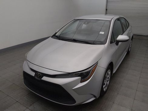 Used 2022 Toyota Corolla LE FWD image 15