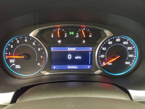 Used 2021 Chevrolet Traverse LT FWD image 23